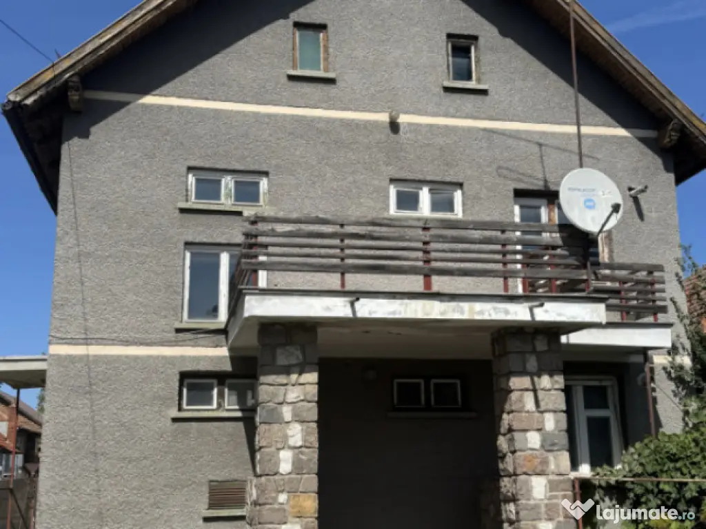 Casa 5 Camere 160 mp, zona Aurel Vlaicu 