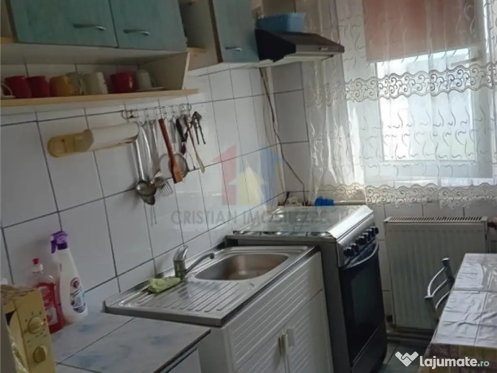 Ap 2 camere, conf 2, Obor, bine intretinut 