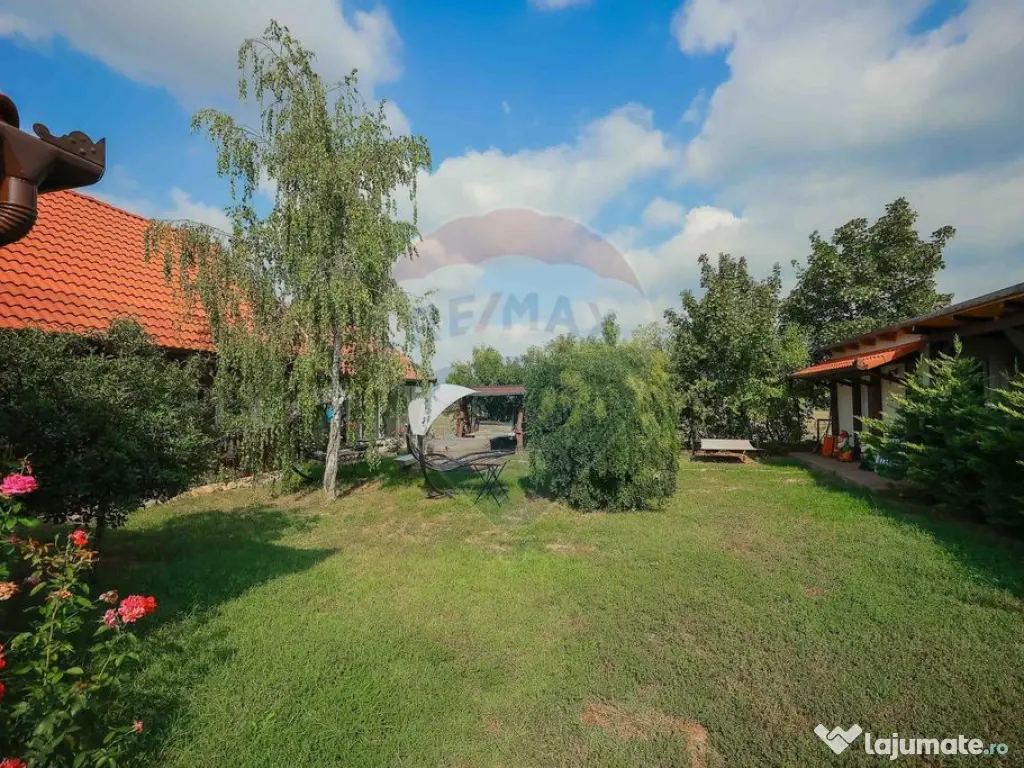 De vânzare Casă tradițională, la doar 20 de minute de... 