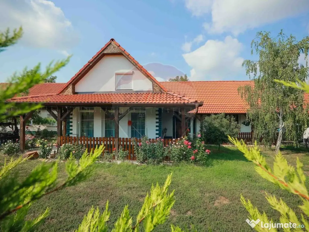 De vânzare Casă tradițională, la doar 20 de minute de... 