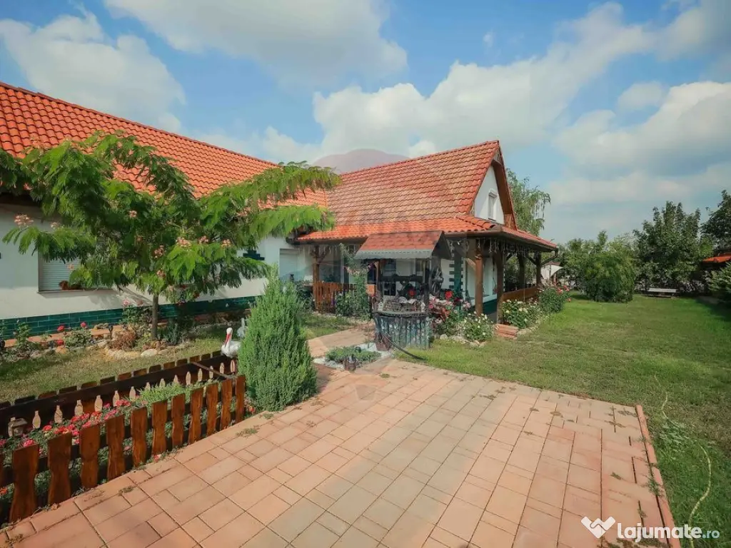 De vânzare Casă tradițională, la doar 20 de minute de... 