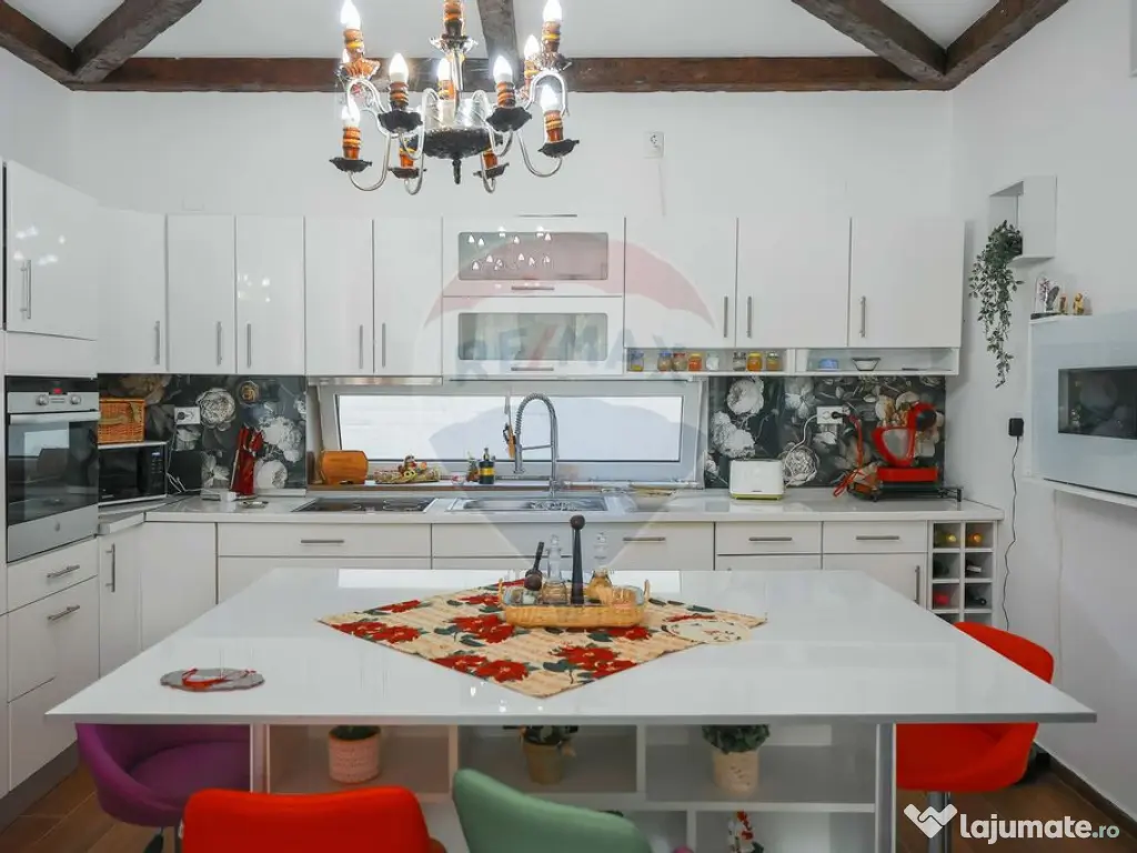 De vânzare Casă tradițională, la doar 20 de minute de... 