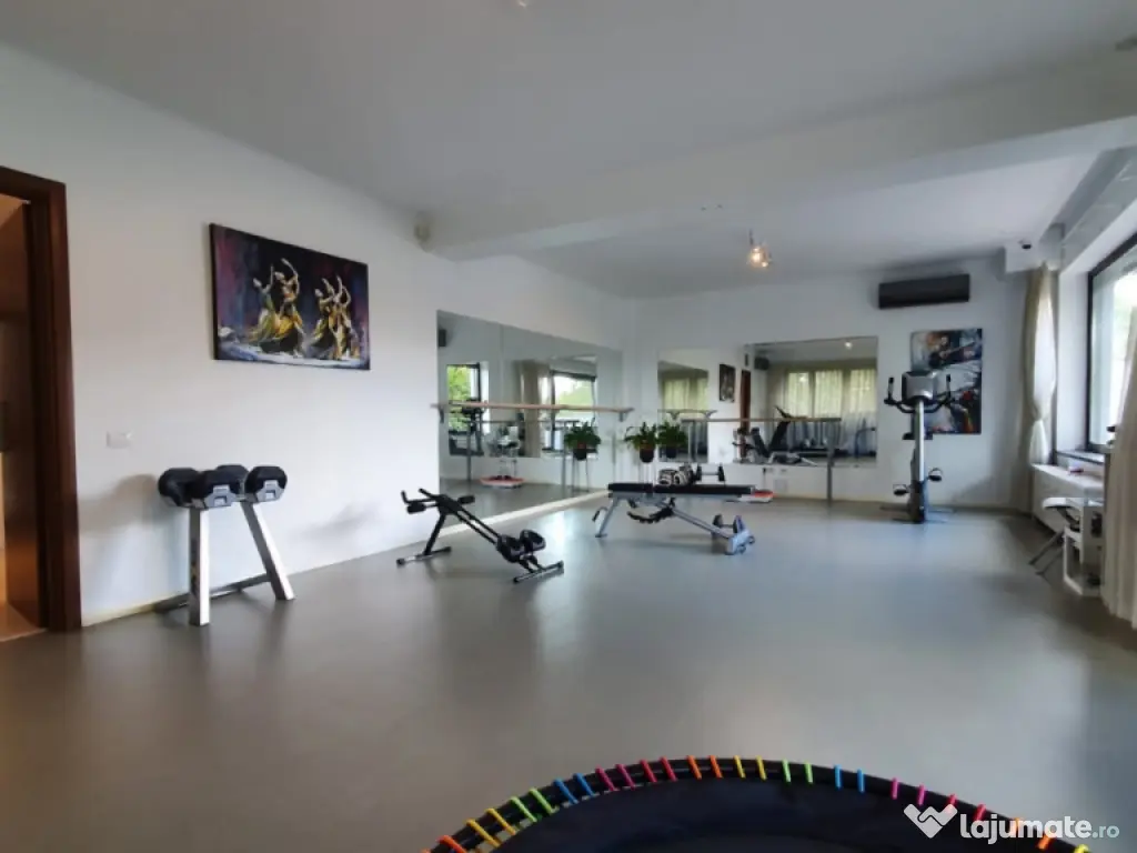 Proprietate superbă situată în zona exclusivistă a capit 