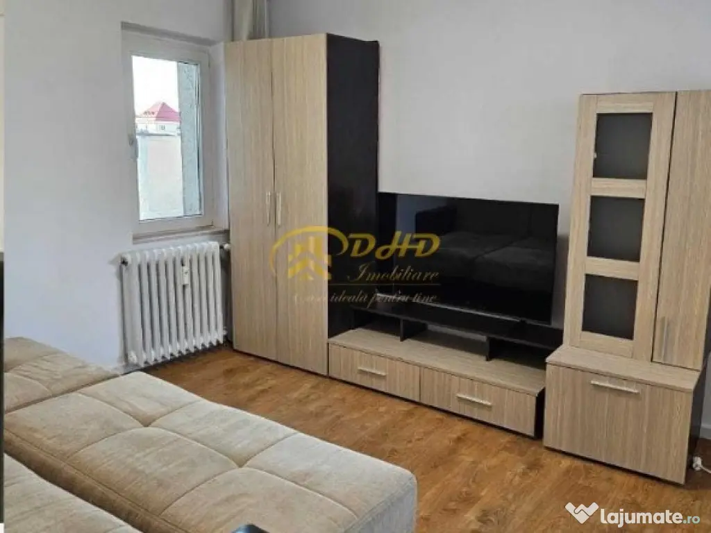 Ap. 3 camere decomandate - 2 minute de UMF 