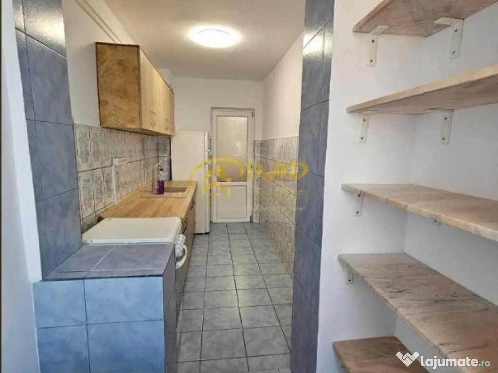 Ap. 3 camere decomandate - 2 minute de UMF 