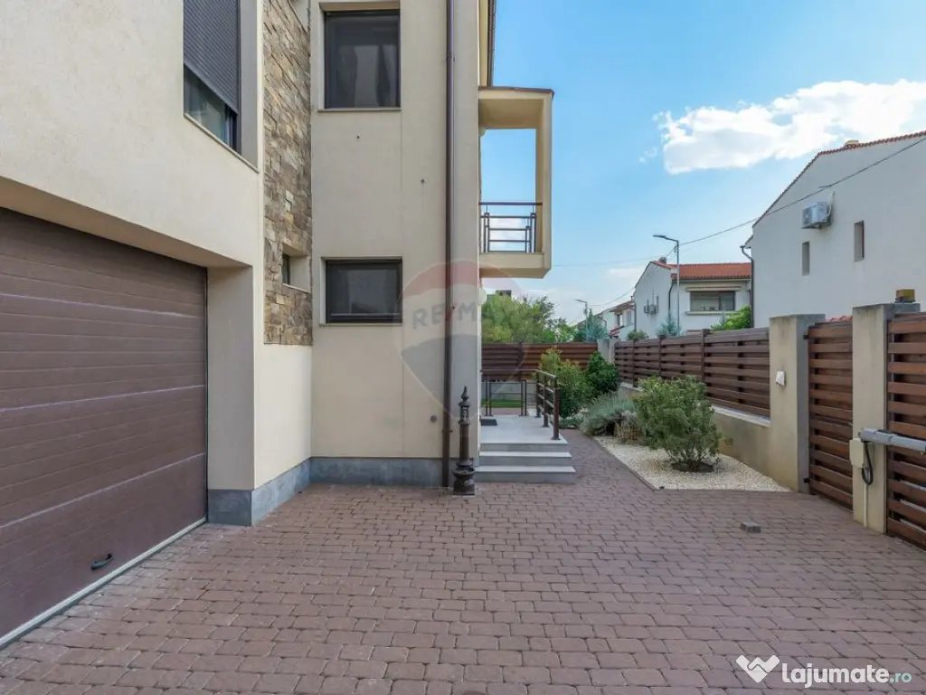 CASĂ / VILĂ PREMIUM DE VÂNZARE ÎN OTOPENI