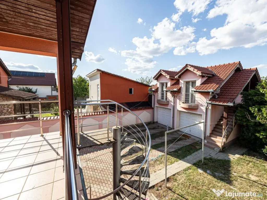 Vilă cu 6 camere în zona rezidențială - Poltura 