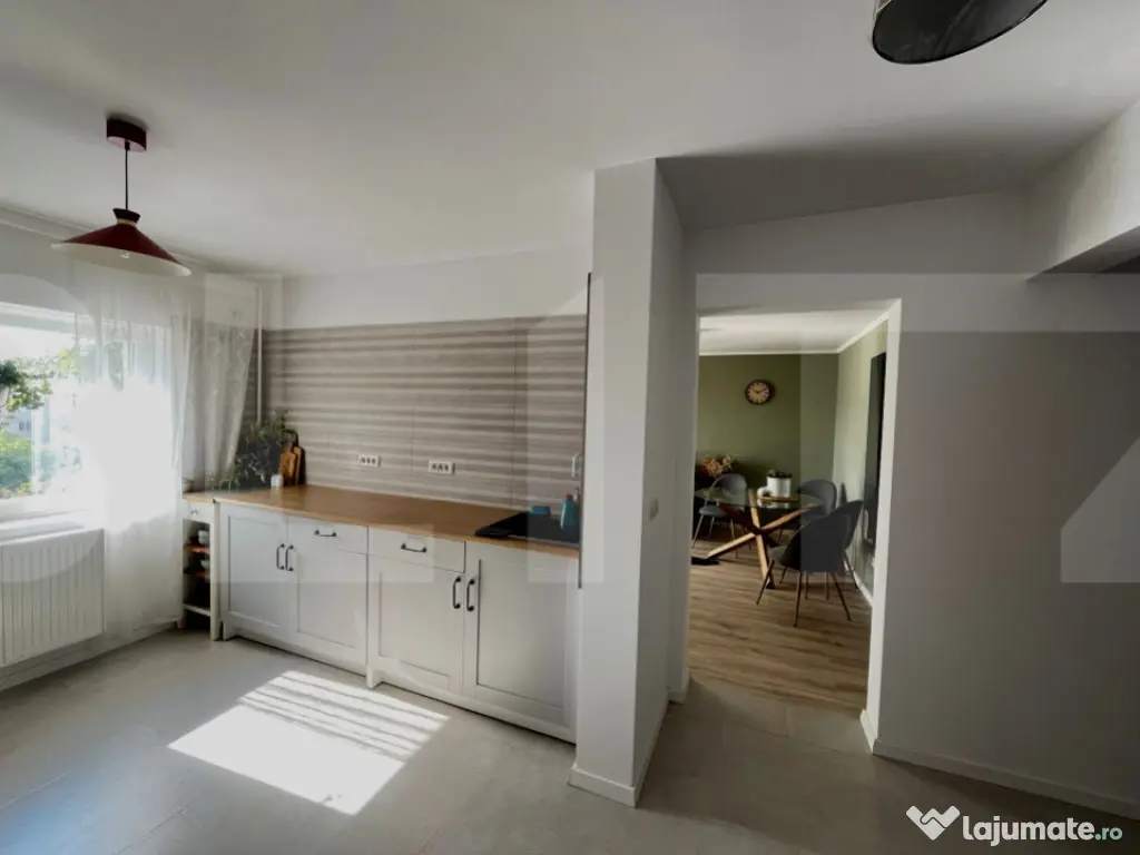 Apartament de 3 camere, etaj 3, Botosani-cartier Primăverii