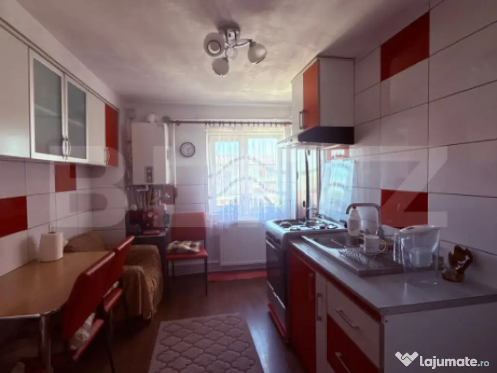 Apartament 4 camere, etaj intermediar, cartier Obcini