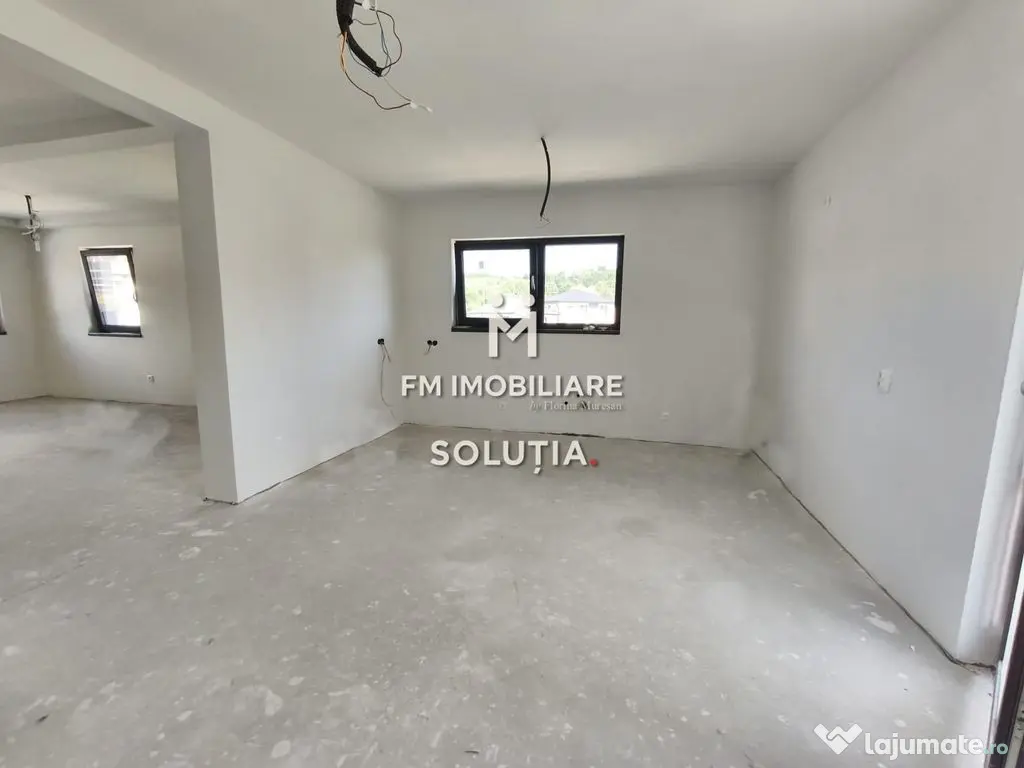 Casă nouă, semifinisată, 12 ari teren, Tăuții Măghe... 