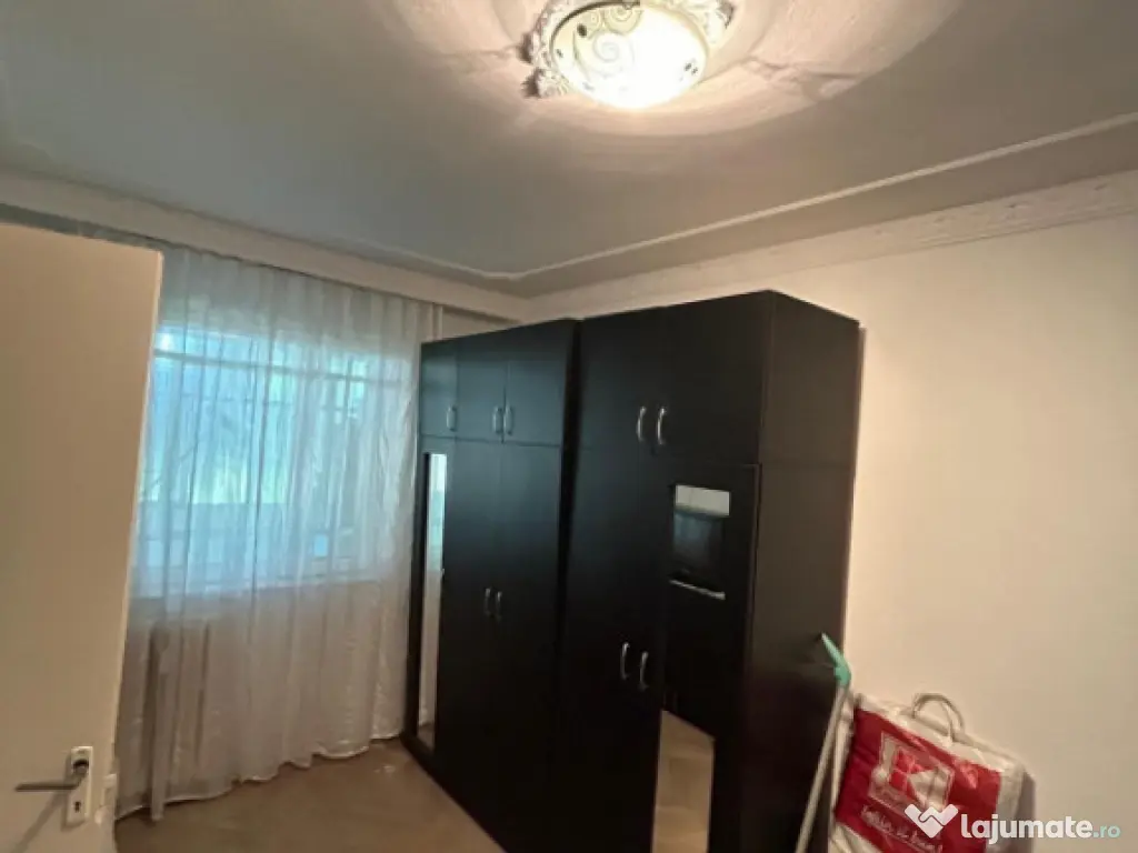 Apartament 2 camere zona Groapă 