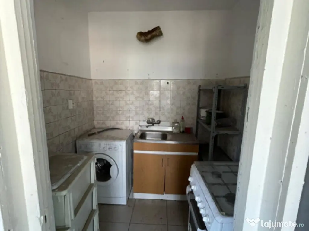 Apartament 2 camere zona Groapă 