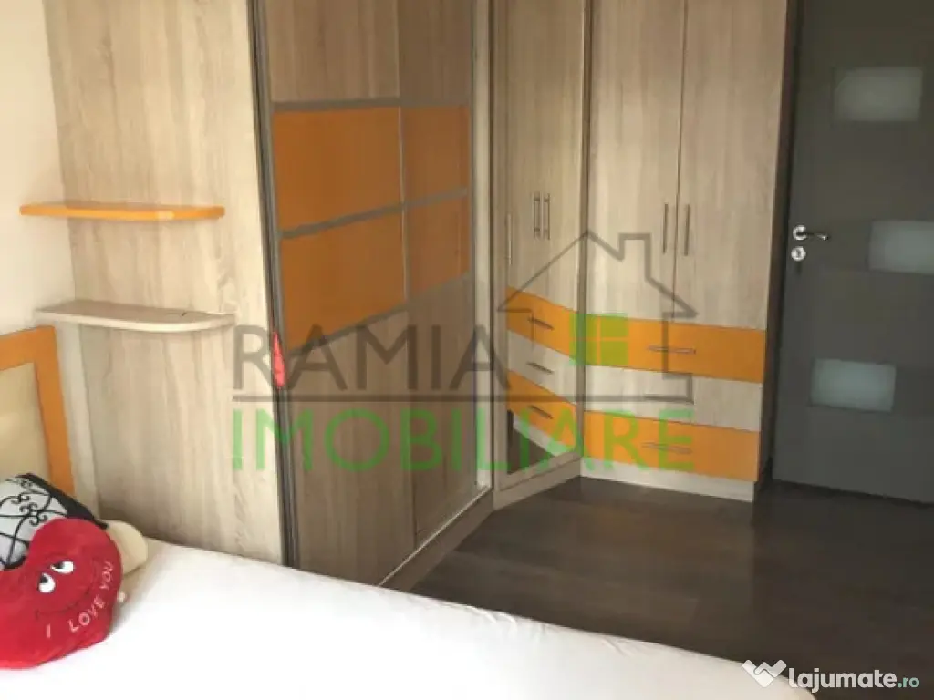 Apartament 3 camere renovat complet, mobilat și utilat – 