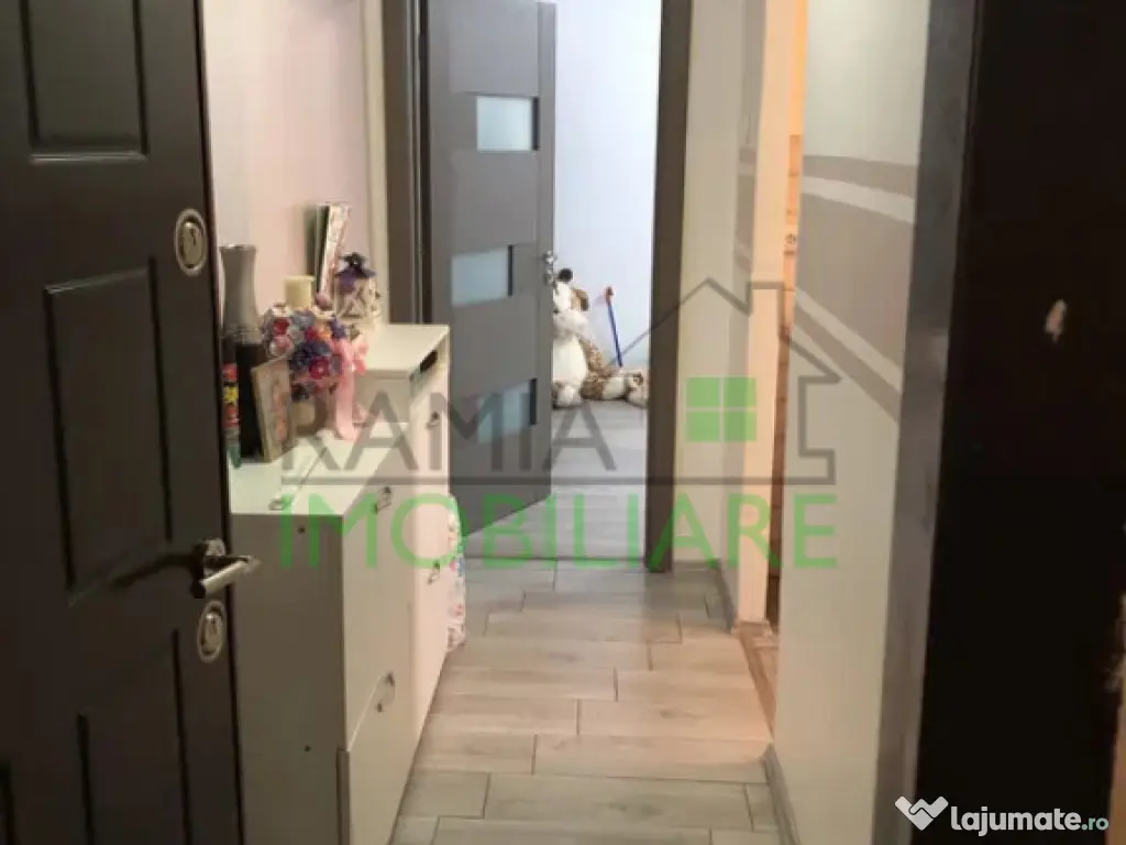 Apartament 3 camere renovat complet, mobilat și utilat – 