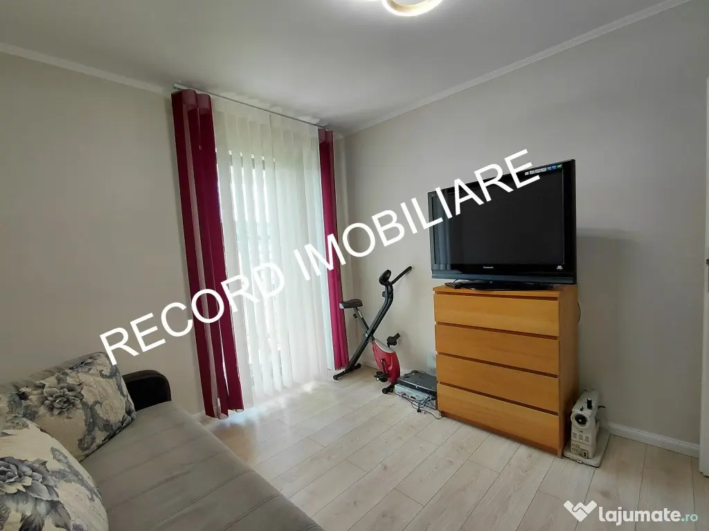 Ap 3 cam 59 mp, terasa 28 mp,et.3, lift Floresti 