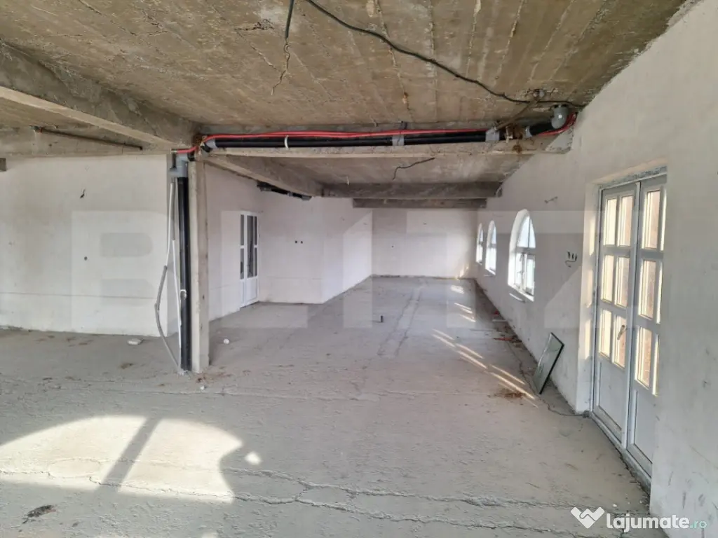 Pensiune modernă la 3 km de viitoarea Autostrada A8 si acce