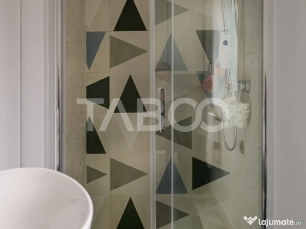 Duplex la cheie ultra moderna decoarata cu designer Manastur 