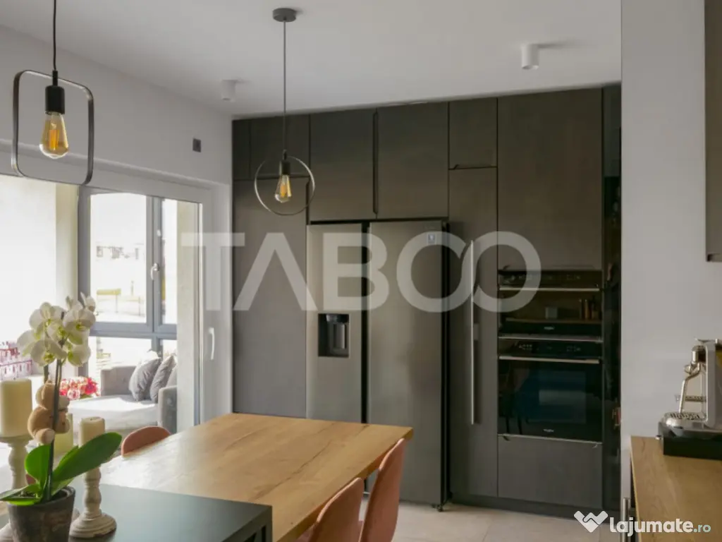 Duplex la cheie ultra moderna decoarata cu designer Manastur 