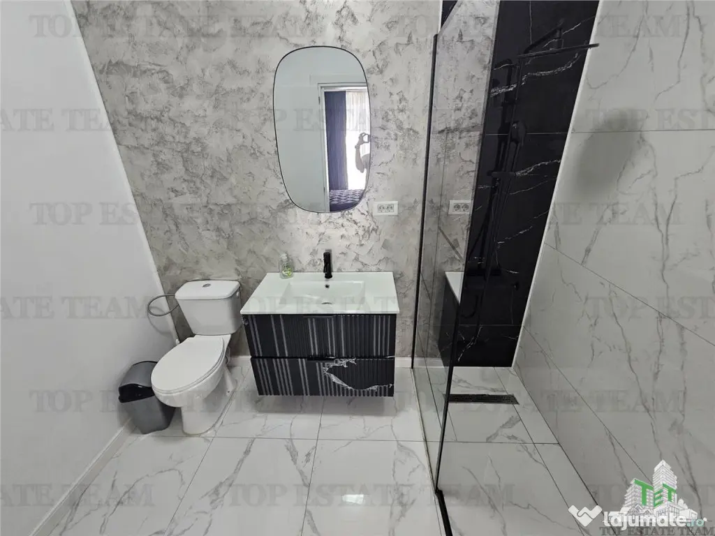 Penthouse 5 camere cu terasa 73 mp, Mamaia Nord 