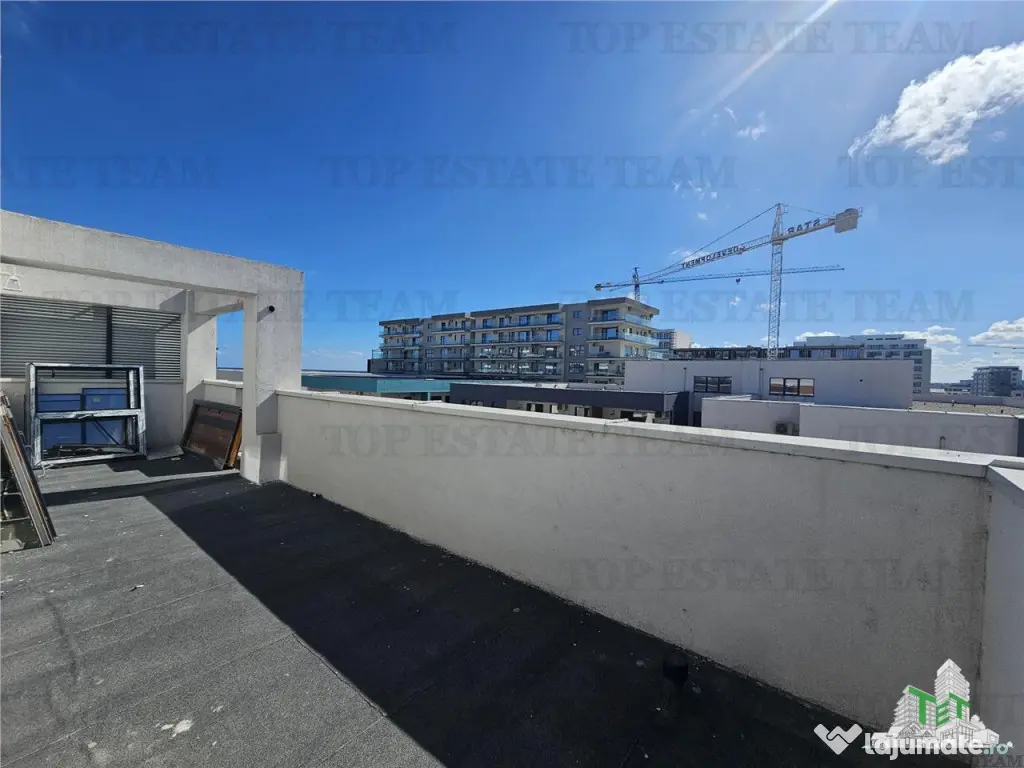 Penthouse 5 camere cu terasa 73 mp, Mamaia Nord 