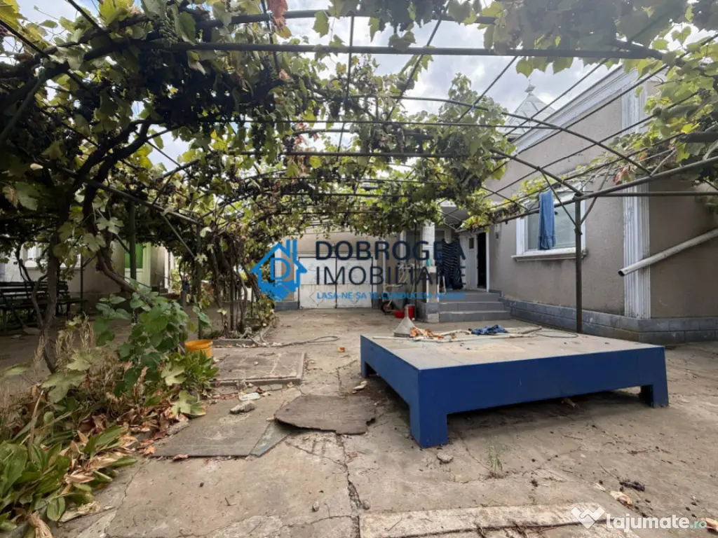 Casa batraneasca 229 mp + teren 675 mp, deschidere stradala 