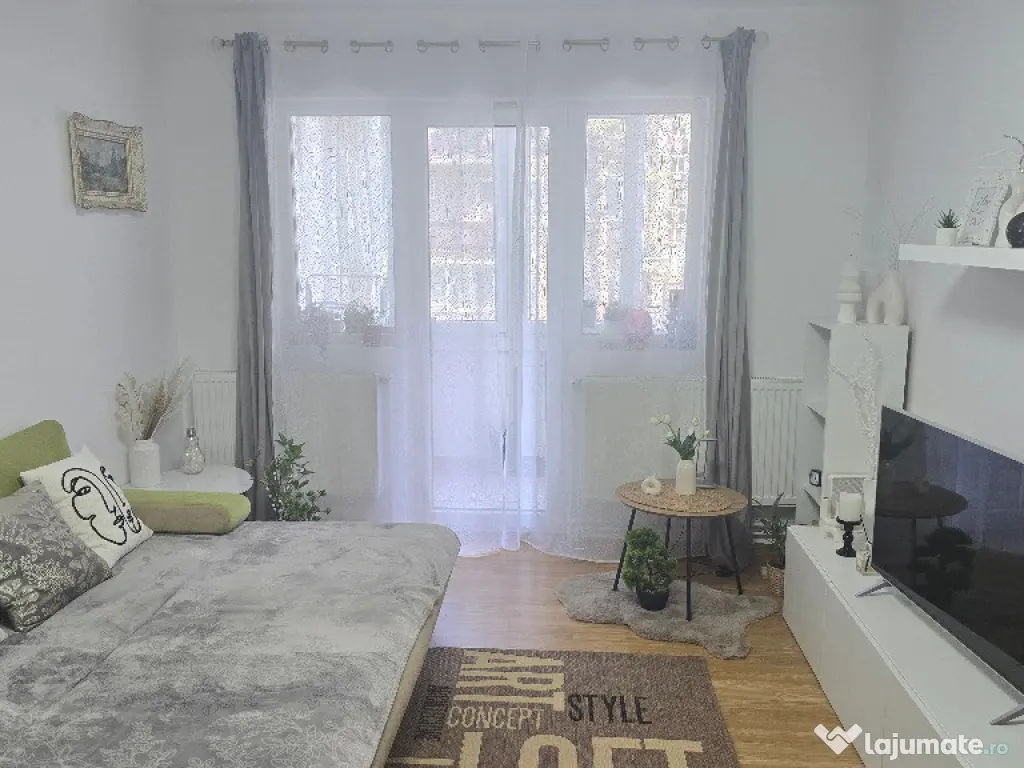 Vand apartament 2 camere in Deva, Piata Centrala, dec. parter 