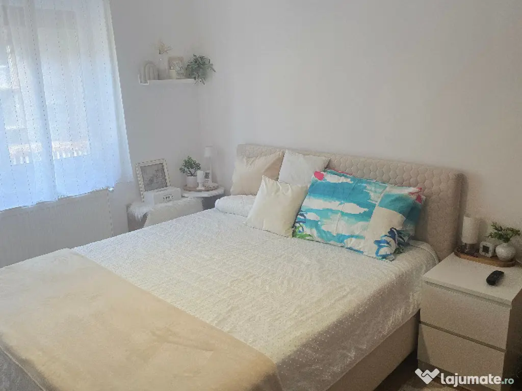 Vand apartament 2 camere in Deva, Piata Centrala, dec. parter 
