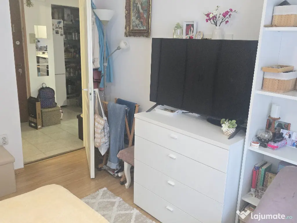 Vand apartament 2 camere in Deva, Piata Centrala, dec. parter 