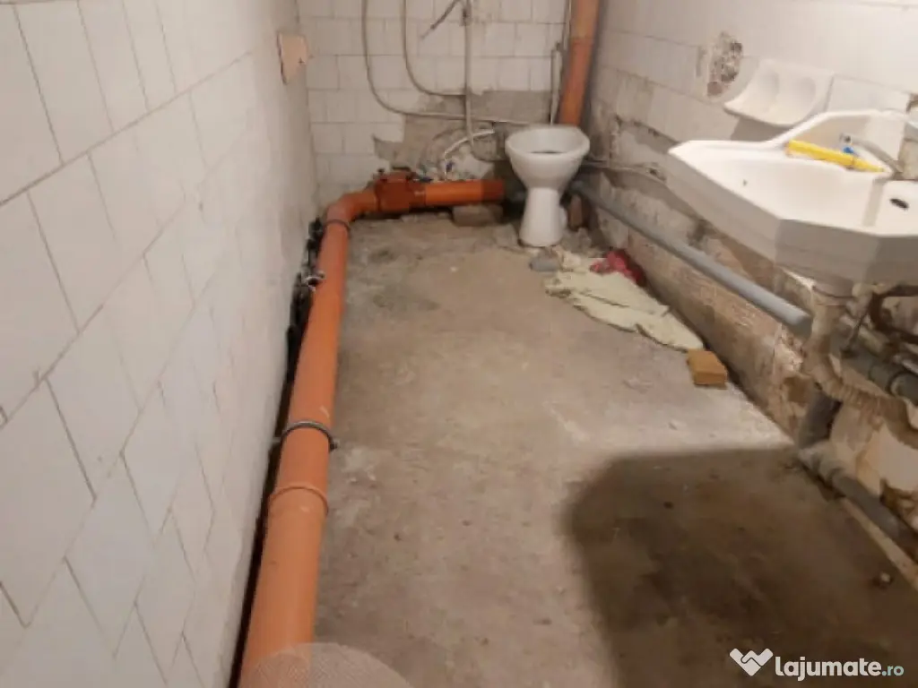 Apartament la casa si curte zona Centrala 