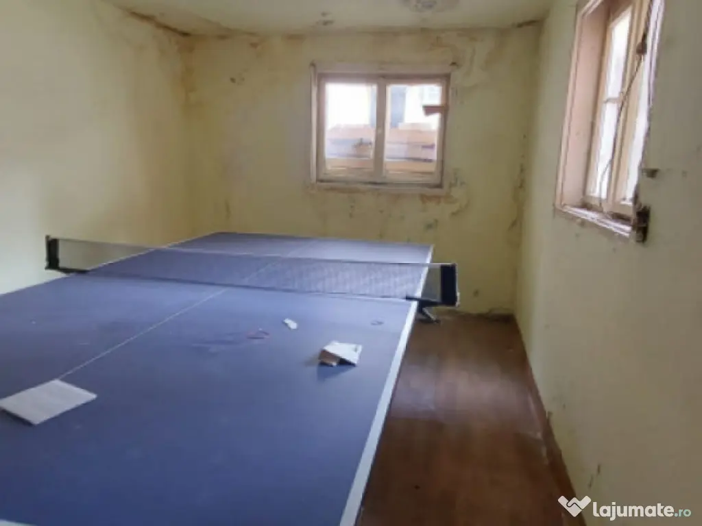 Apartament la casa si curte zona Centrala 