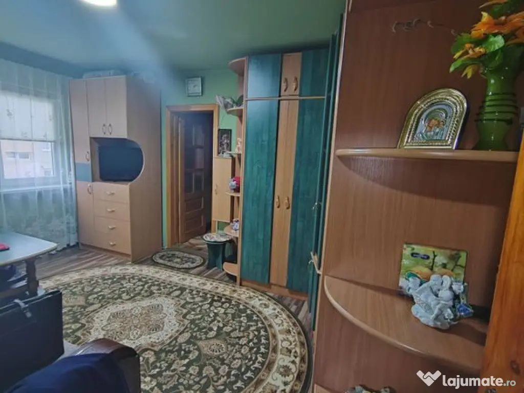 Apartament - 2 camere - zona Han - bloc reabilitat in anu... 