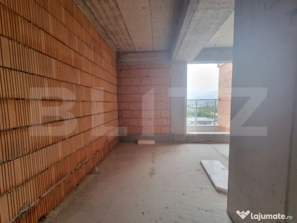 Apartament cu priveliste, 2 camere, 42 mp, terasa 10 mp, zon