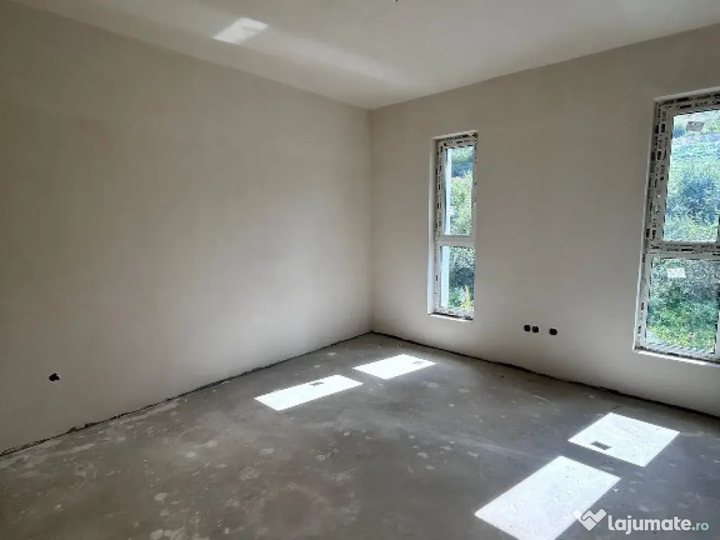 CASA TRIPLEX DE VÂNZARE ÎN FLOREȘTI – CONFORT ȘI ELEGANȚĂ! 