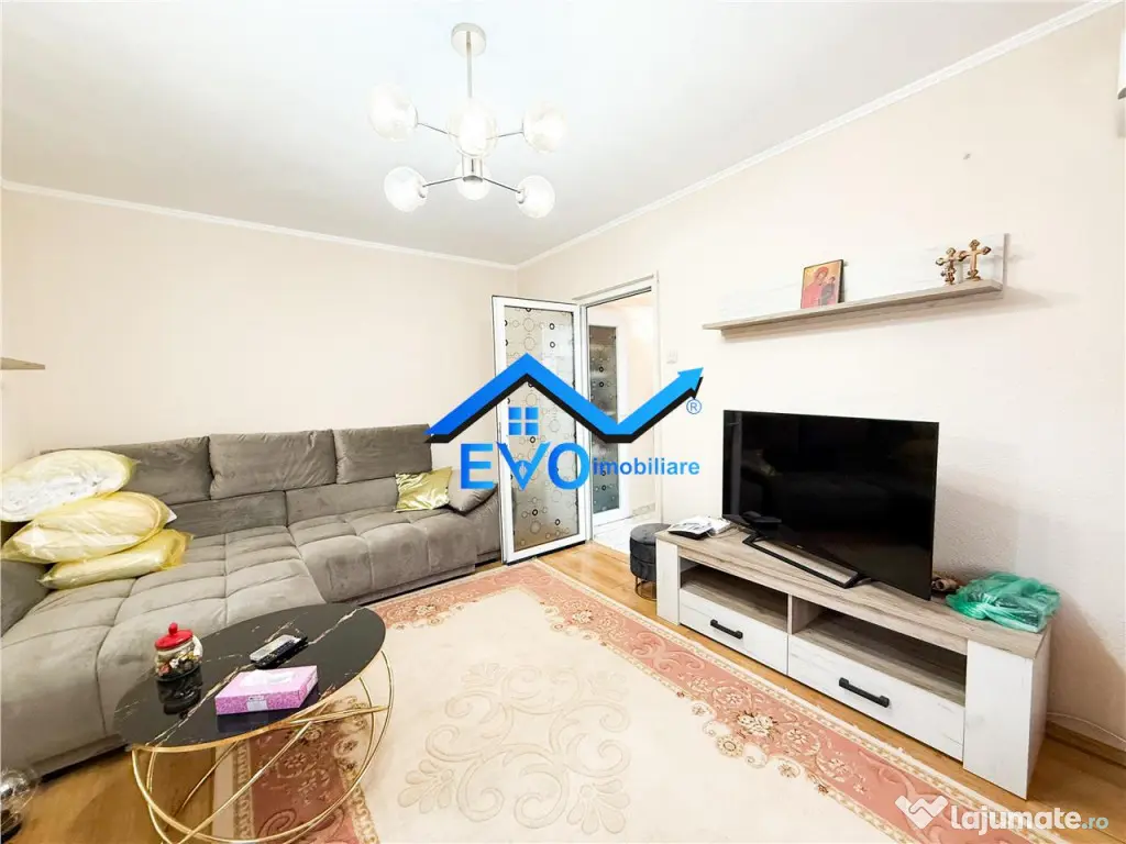 Apartament cu 2 camere, etajul 2, aer conditionat, zona Podu 