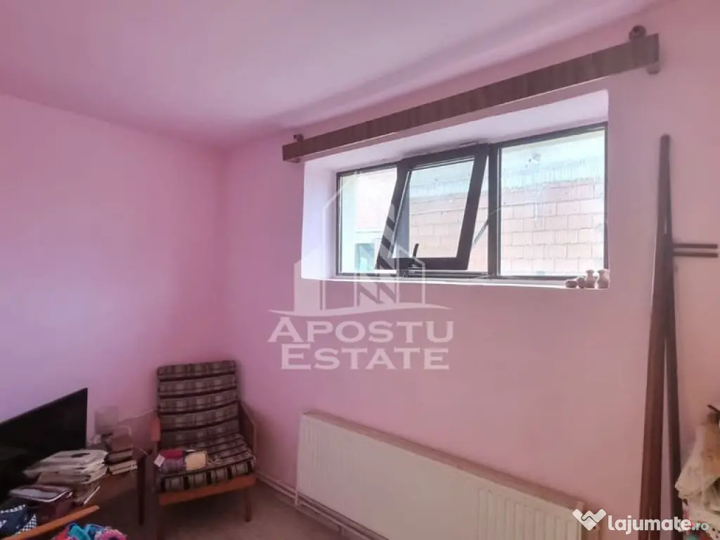 Casa individuala cu 5 camere in Giarmata 