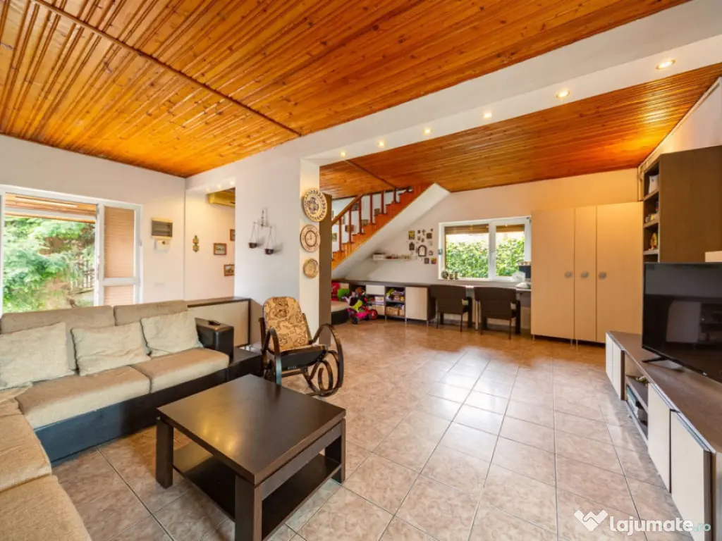 VILA parter si etaj- PIPERA 