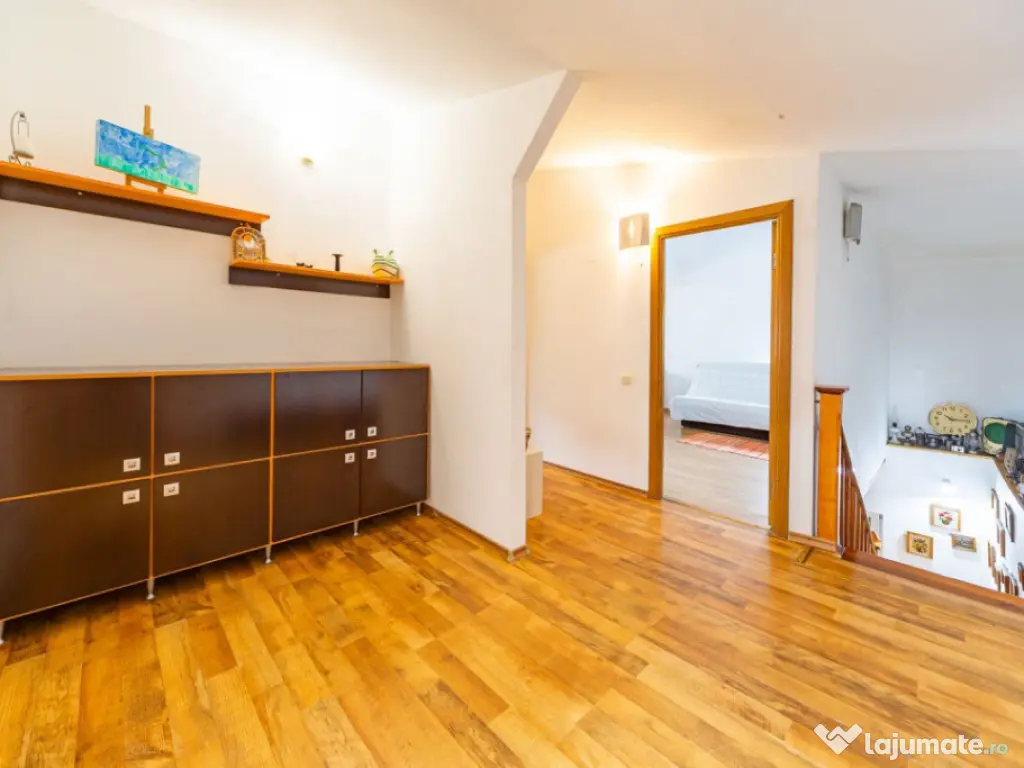 VILA parter si etaj- PIPERA 