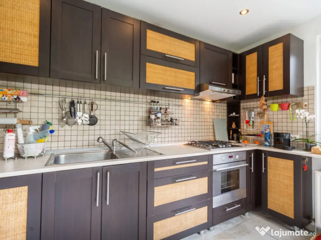 VILA parter si etaj- PIPERA 