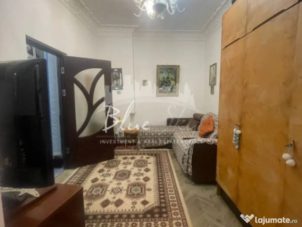 Casă interbelică - 5 camere, central, aproape de Liceul P 