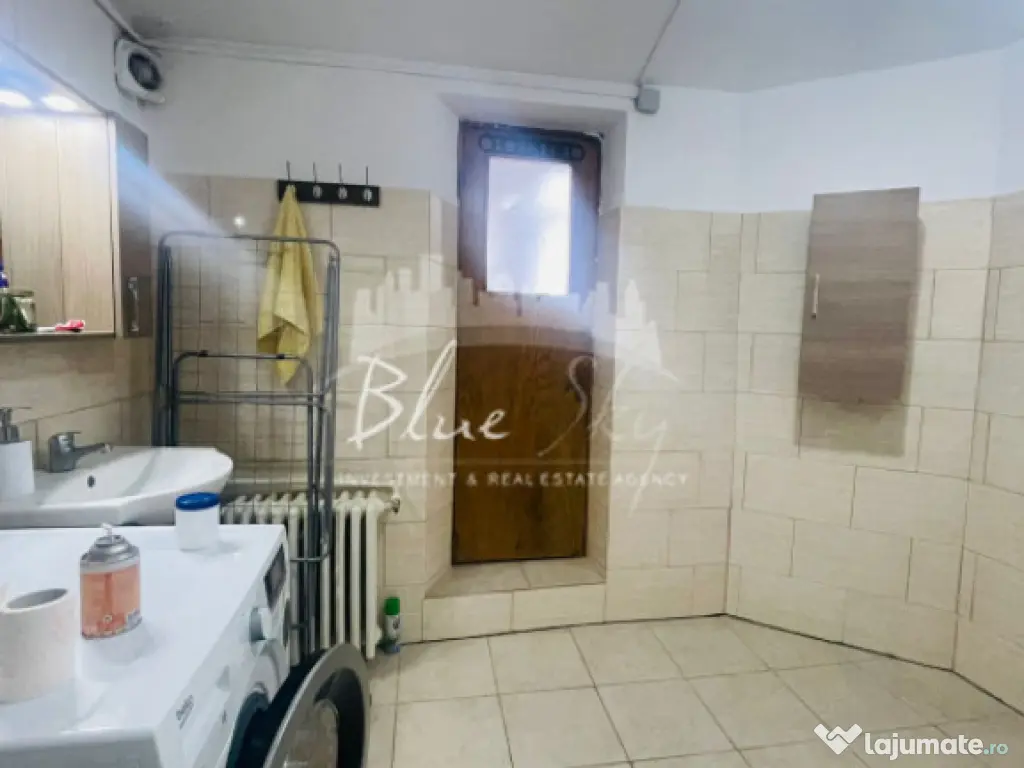 Casă interbelică - 5 camere, central, aproape de Liceul P 