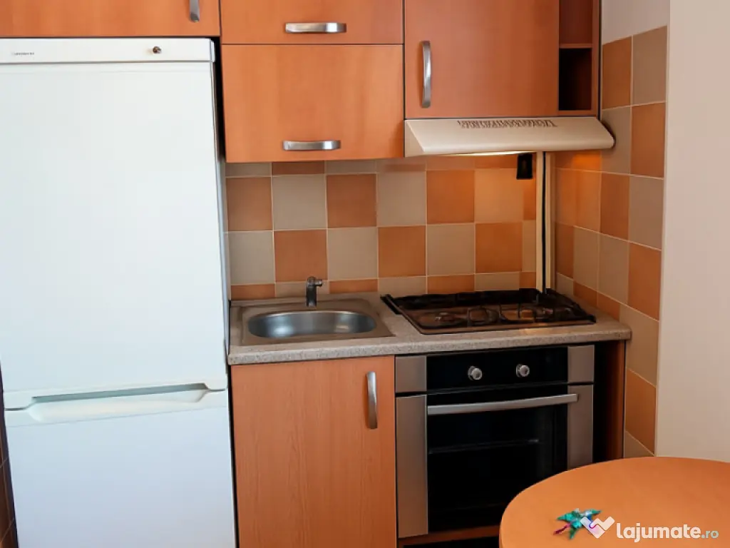 Garsoniera 22 mp zona Tractorul 