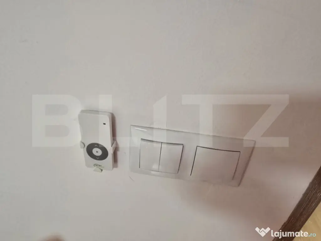 Apartament 3 camere, 76 mp, zona Micro16