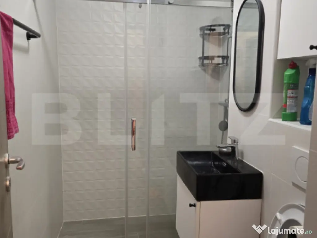 Apartament 3 camere, 76 mp, zona Micro16