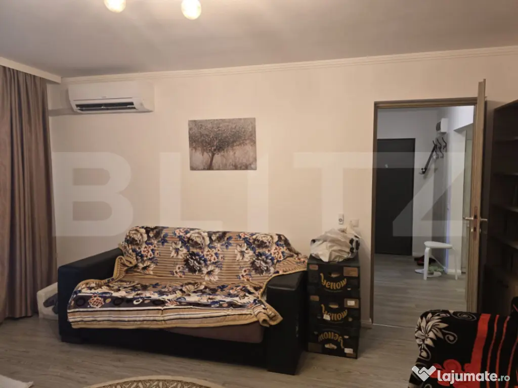 Apartament 3 camere, 76 mp, zona Micro16