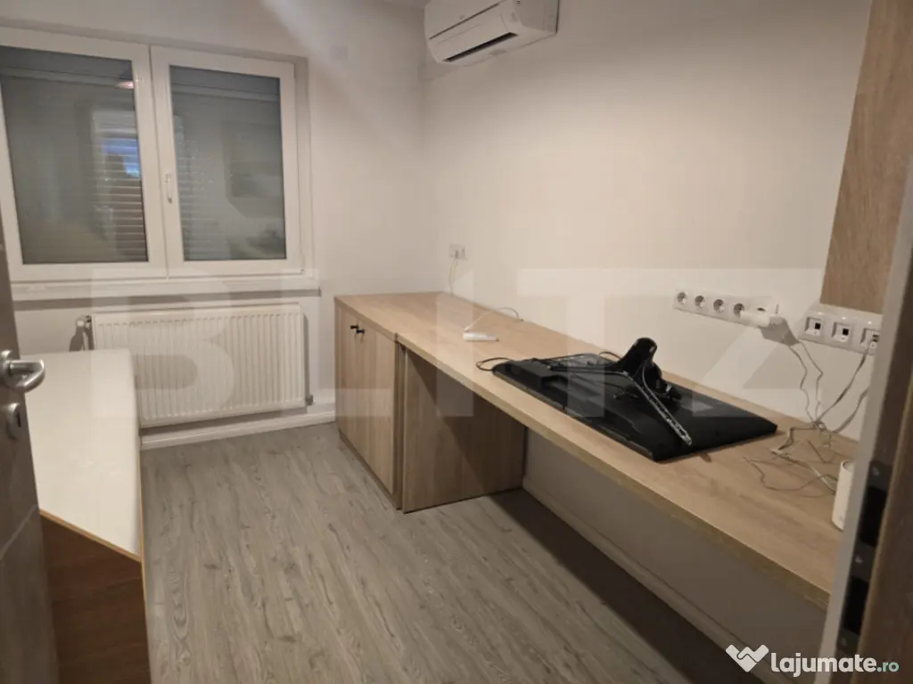 Apartament 3 camere, 76 mp, zona Micro16