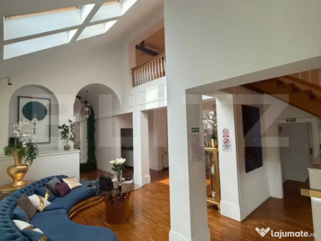 Casa 8 camere, 280 mp utili, zona Girocului