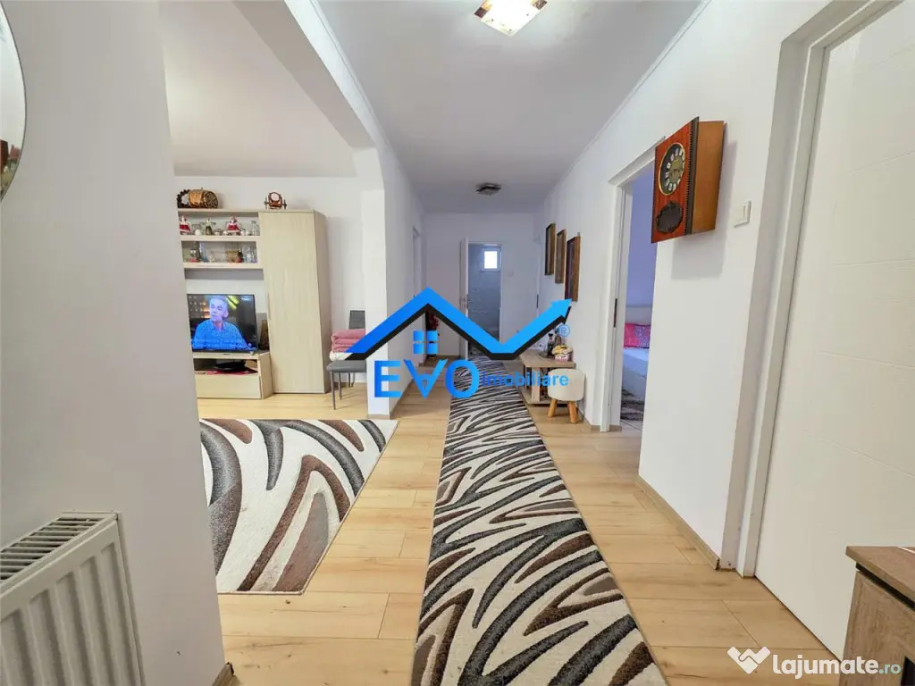 Casa de inchiriat, 2 dormitoare , curte 500 mp , Uricani-Mir 