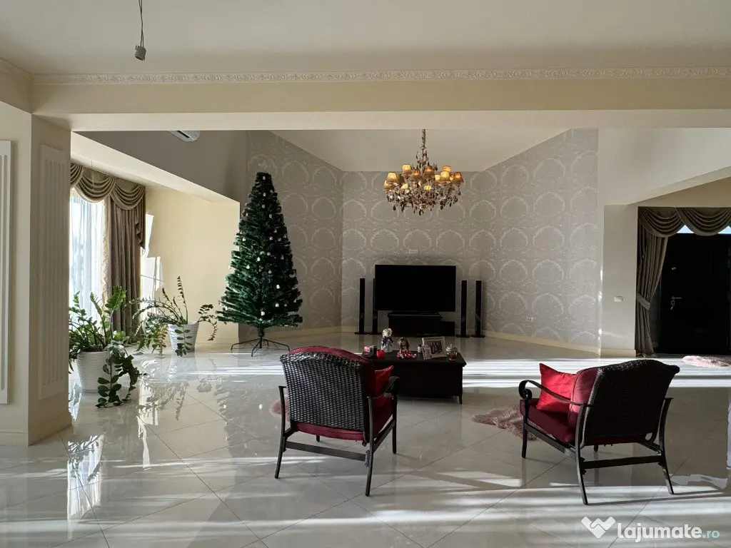 Vila S+P+1E, finisaje de lux, teren - 3000 mp, zona Platou Strehareti 