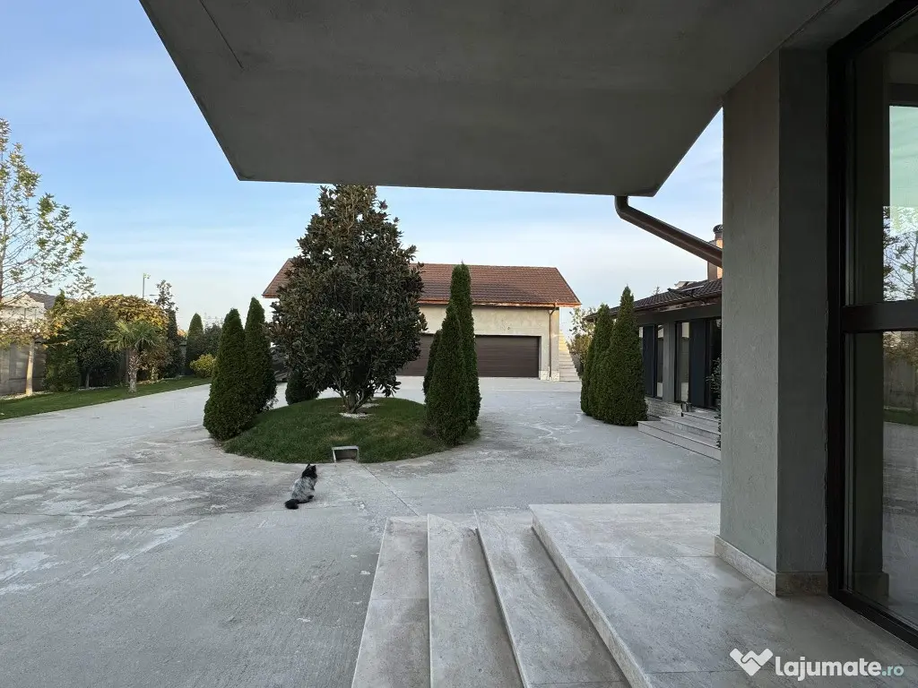 Vila S+P+1E, finisaje de lux, teren - 3000 mp, zona Platou Strehareti 