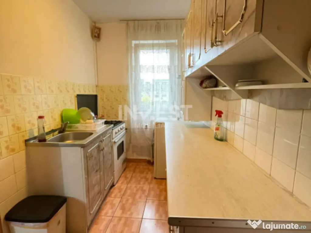 Apartament 2 camere-Podu Ros-Piata Nicolina-etaj intermediar